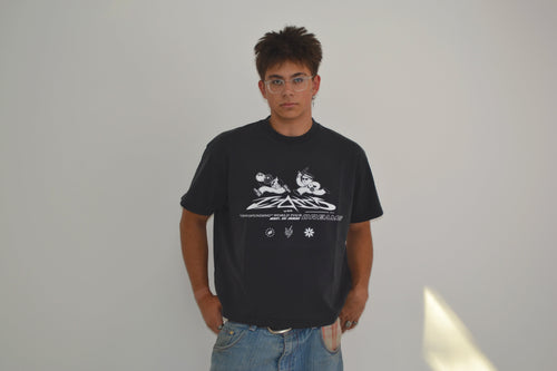 Crowdfunding Worldtour T-Shirt